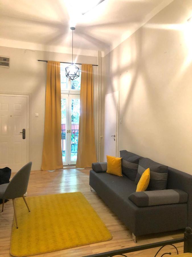 Apart Rooms Sova Novi Sad Exterior photo